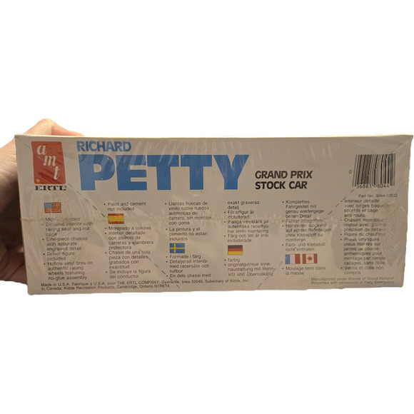 NASCAR Royalty: AMT ERTL Richard Petty #43 STP Pontiac Grand Prix NIB Model Kit